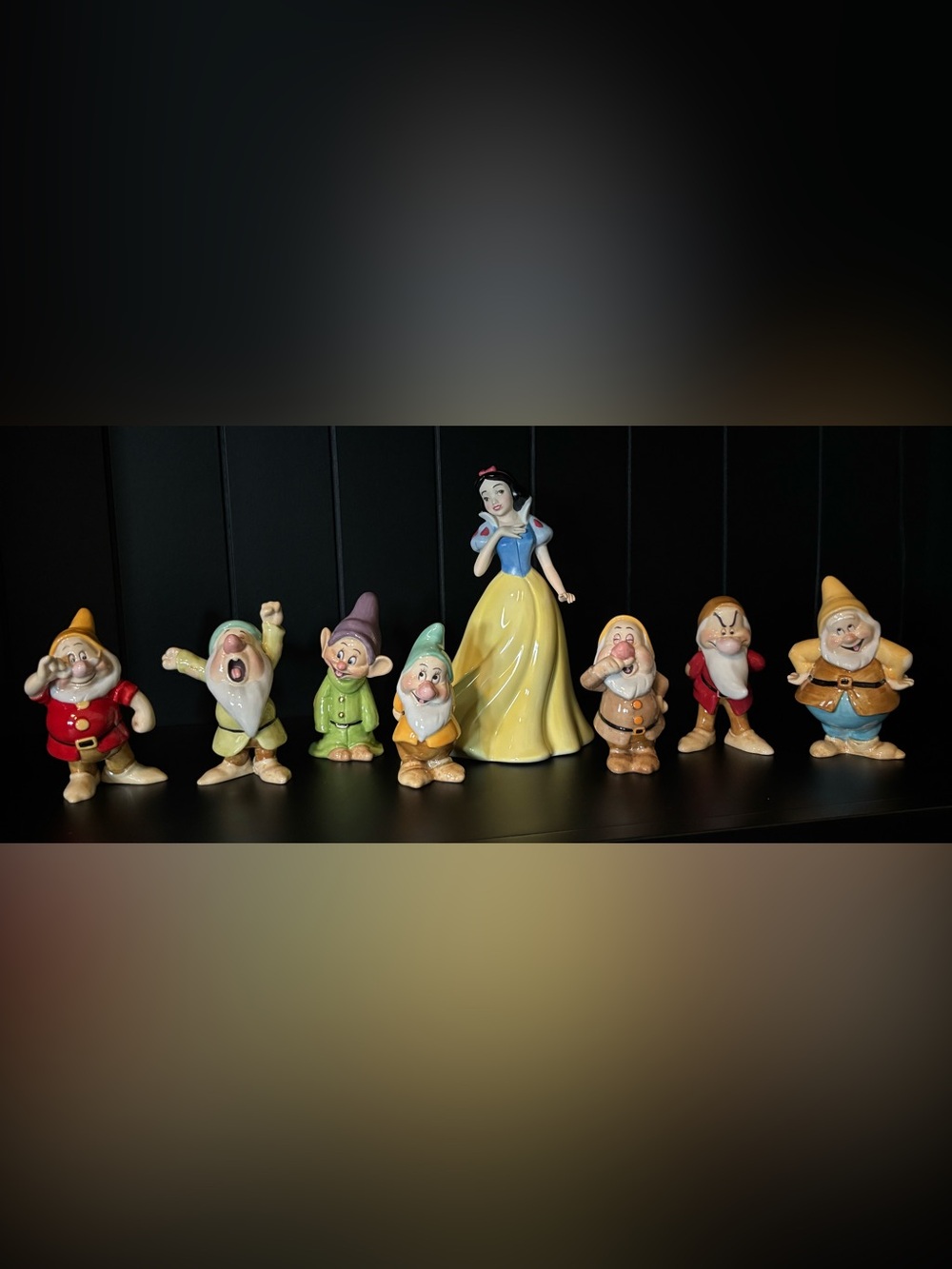 Disney Hawthorne Village Snow White Seven Dwarfs Porcelain Figurines Set